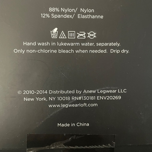 Via Spiga Nude #VH7134 Flawless Finish Sheer Control top sz D Neutral Balletcore - Picture 7 of 8